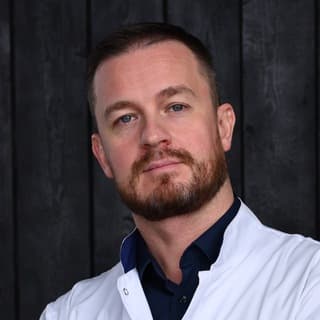 Пластический хирург Молотов М. А.